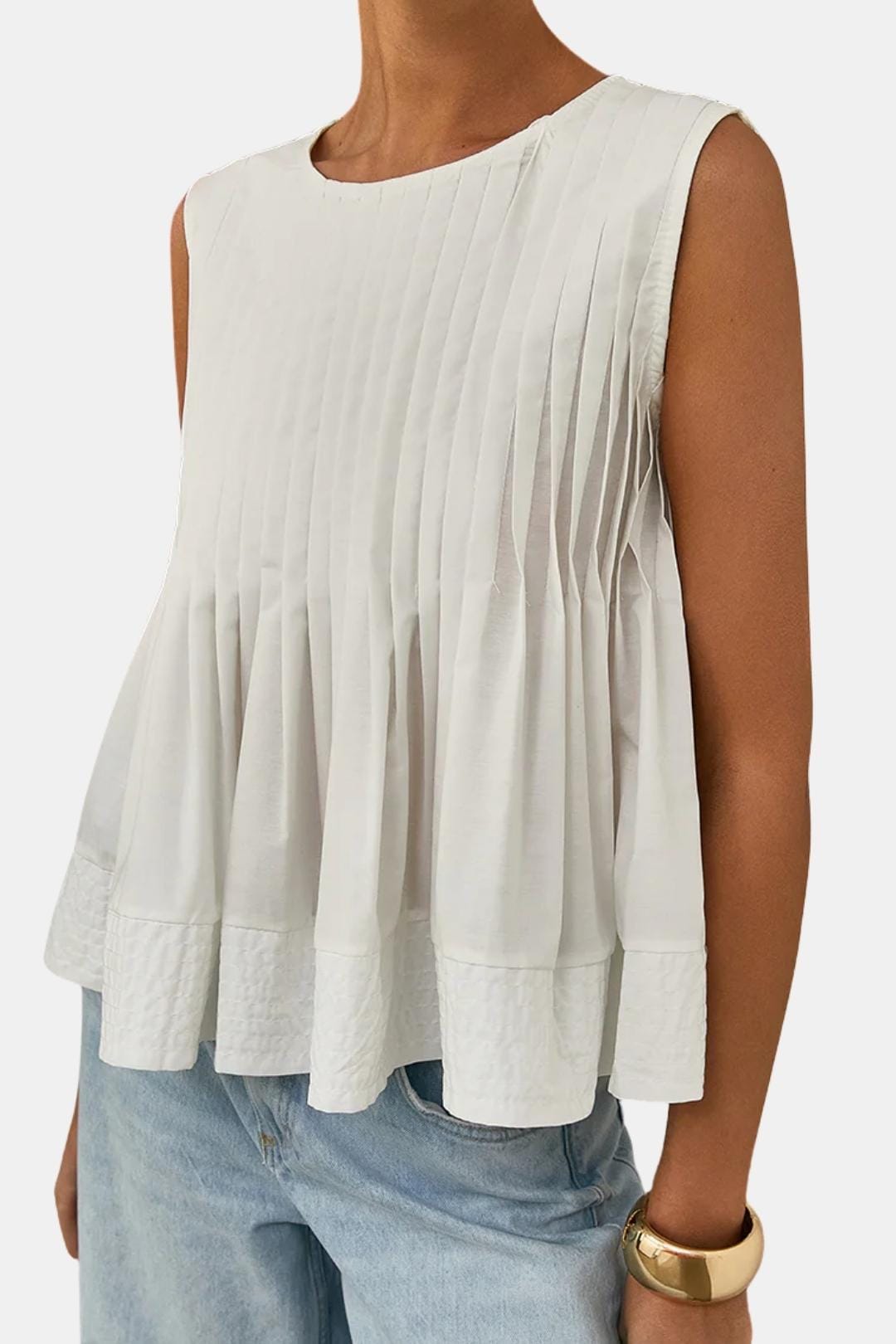 Elodia – Pleated Peplum Sleeveless Blouse