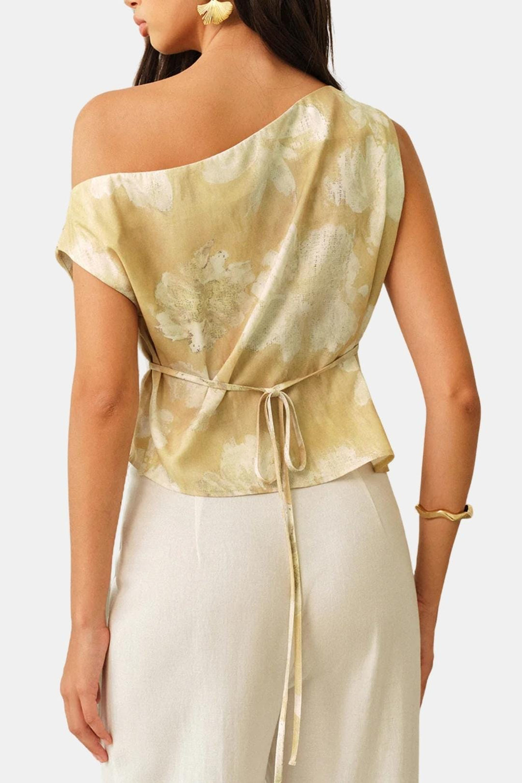 Marixa – One-Shoulder Floral Satin Top