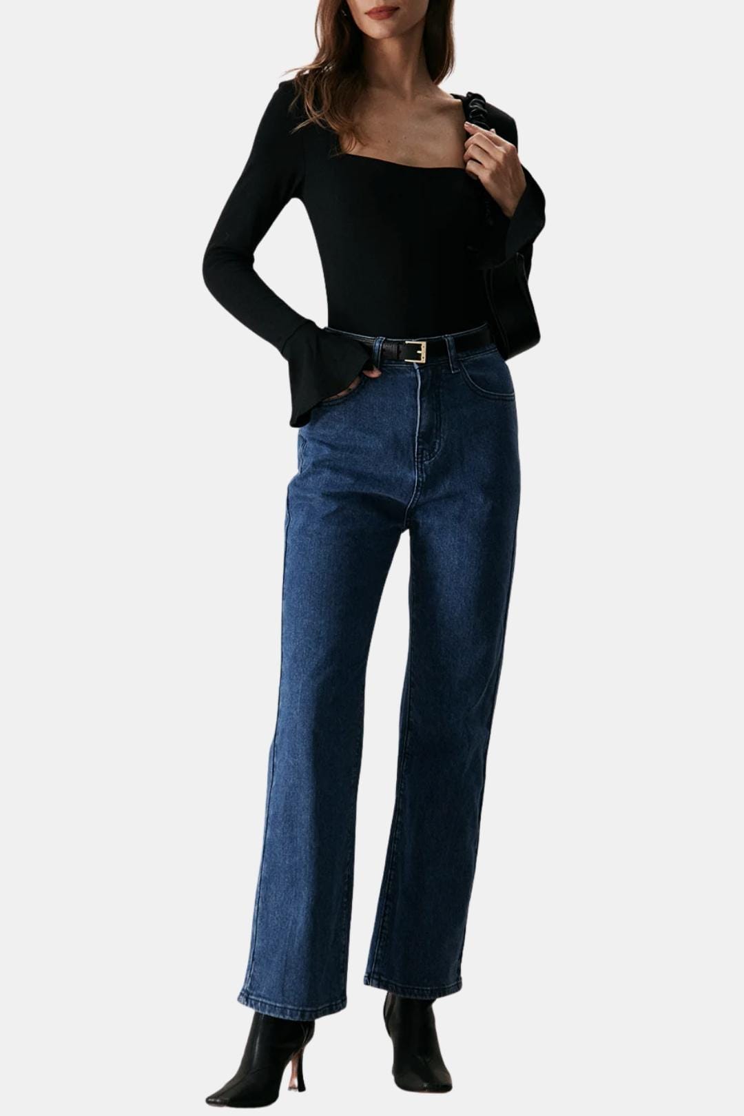 Thalassa – Square Neck Slit Flare Sleeve Tee